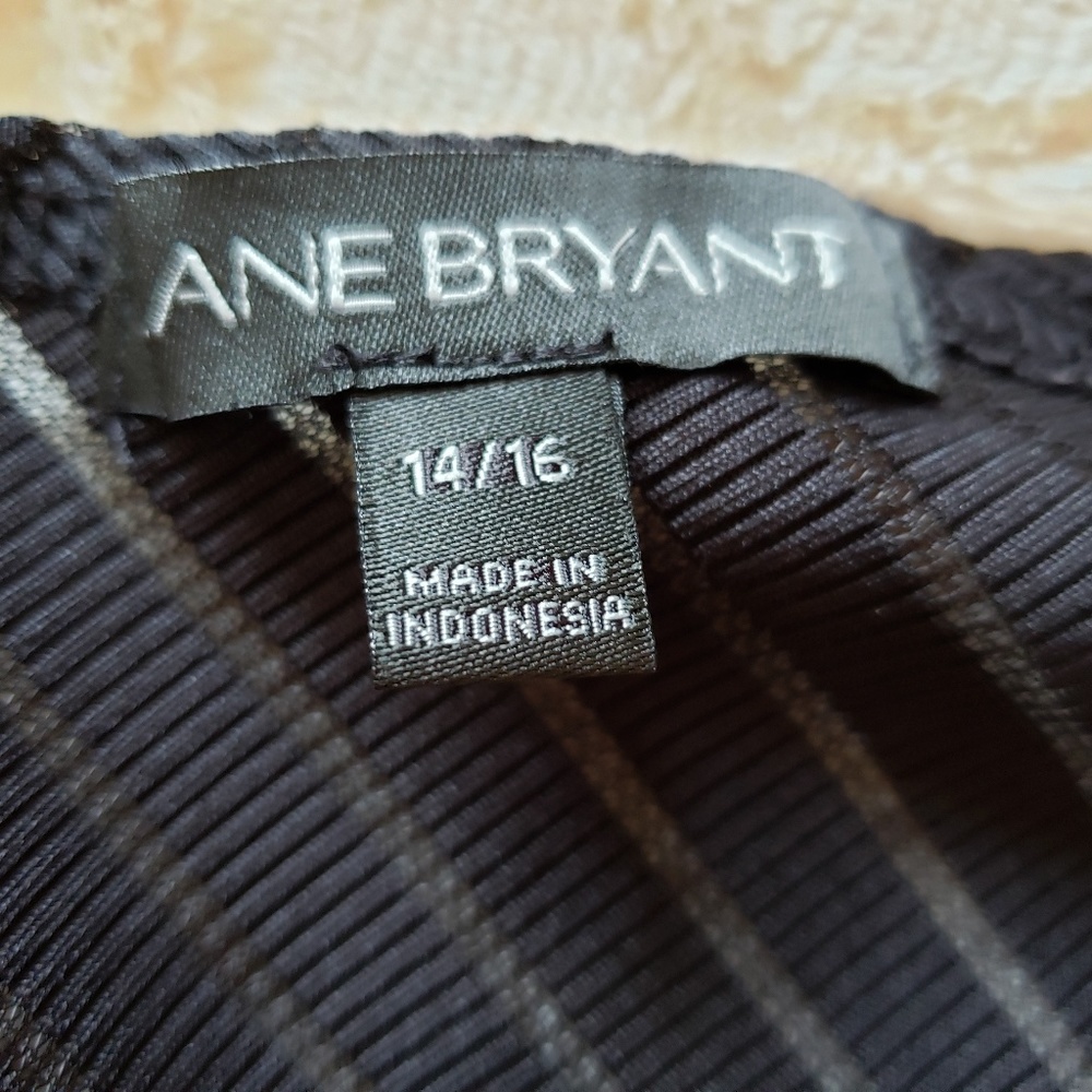 Lane Bryant Black Top 14/16 - Picture 3 of 5
